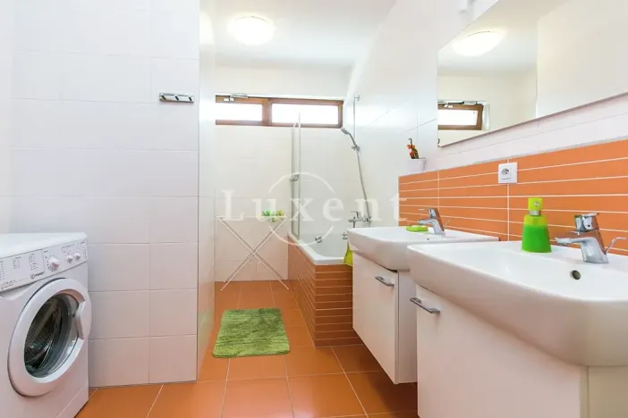 Pronájem bytu 2+kk, Praha - Michle, Magistrů, 65 m2