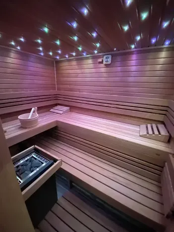 Prodej rodinného domu, Benecko, 635 m2