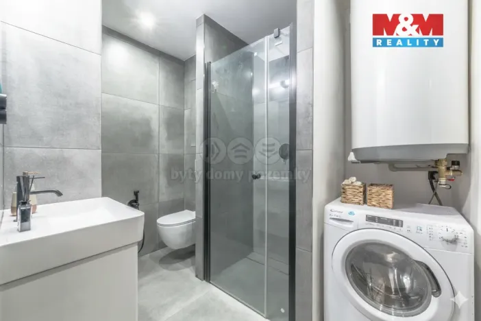 Pronájem bytu 3+kk, Poděbrady - Poděbrady II, nám. T.G.Masaryka, 76 m2