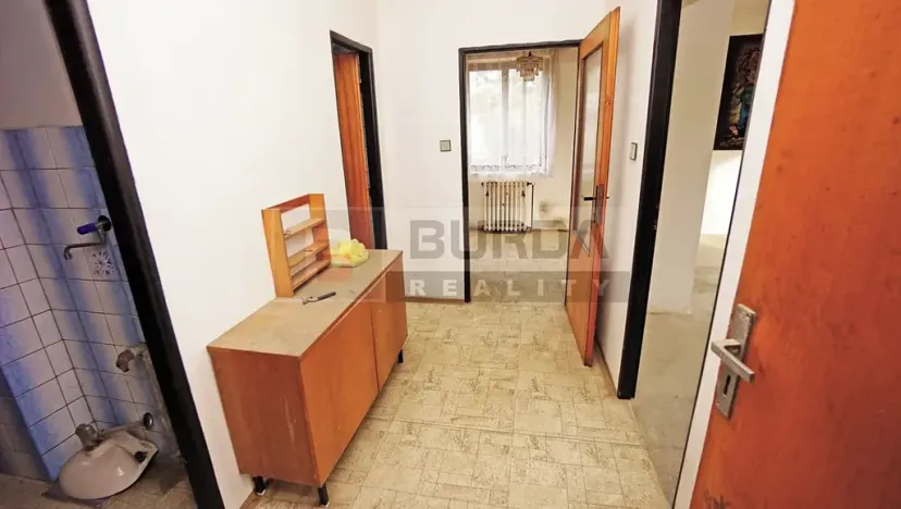 Prodej podílu rodinného domu, Zeleneč, Kasalova, 285 m2