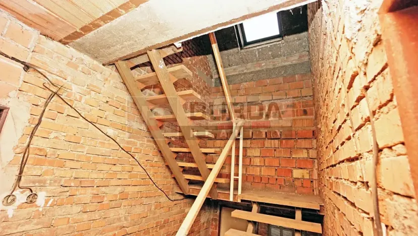 Prodej podílu rodinného domu, Zeleneč, Kasalova, 285 m2