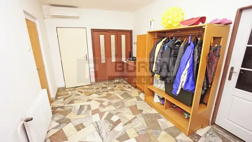 Prodej rodinného domu, Neratovice, 185 m2