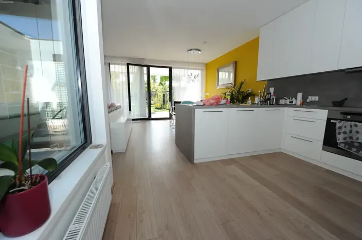 Pronájem rodinného domu, Praha - Horní Měcholupy, U Golfu, 227 m2