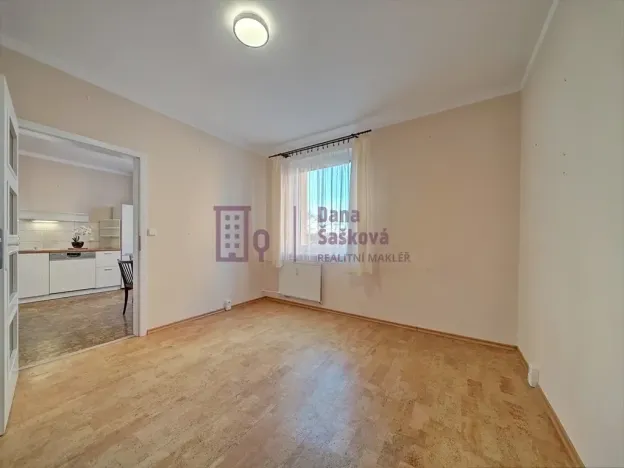 Pronájem bytu 4+1, Jindřichův Hradec, Kosmonautů, 87 m2