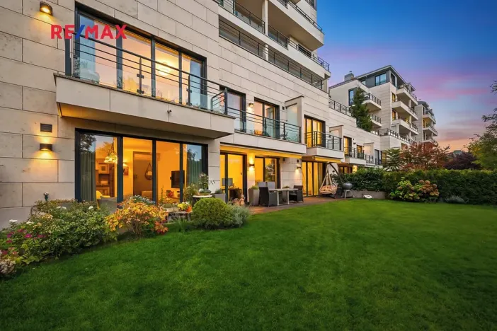 Prodej bytu 4+kk, Praha - Břevnov, Na Petynce, 120 m2