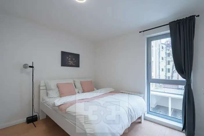 Pronájem bytu 2+kk, Praha - Vinohrady, Varšavská, 48 m2