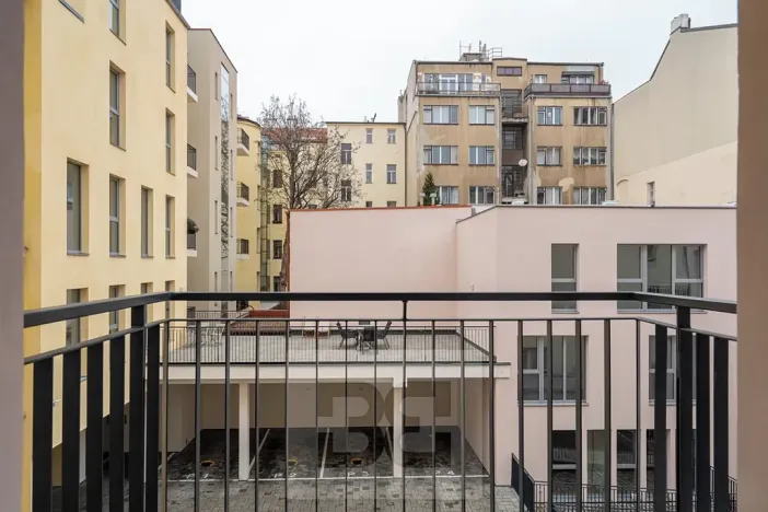 Pronájem bytu 2+kk, Praha - Vinohrady, Varšavská, 48 m2