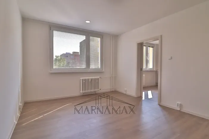 Pronájem bytu 1+1, Chomutov, akademika Heyrovského, 35 m2