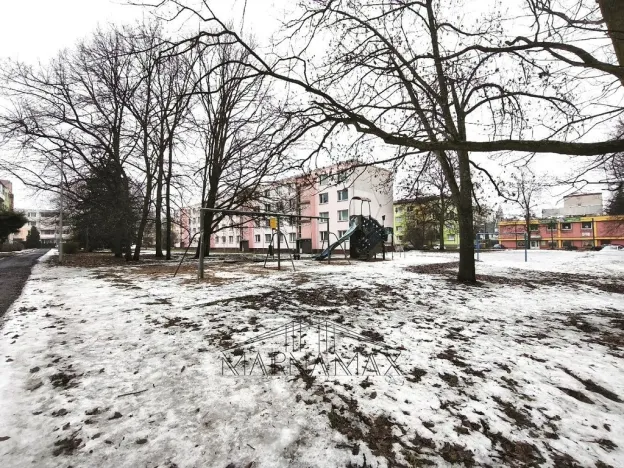 Pronájem bytu 1+1, Chomutov, akademika Heyrovského, 35 m2