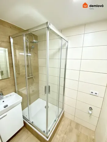 Pronájem bytu 1+kk, Ostrava, Gen. Janouška, 31 m2