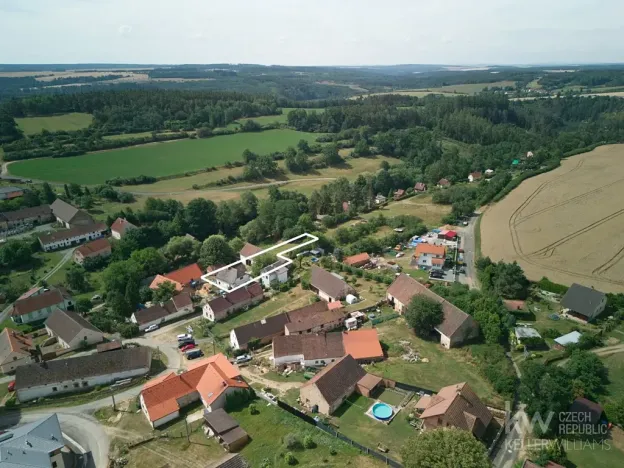 Prodej rodinného domu, Čerňovice, 140 m2