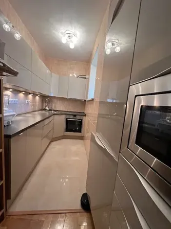 Prodej bytu 1+kk, Karlovy Vary, Poděbradská, 58 m2