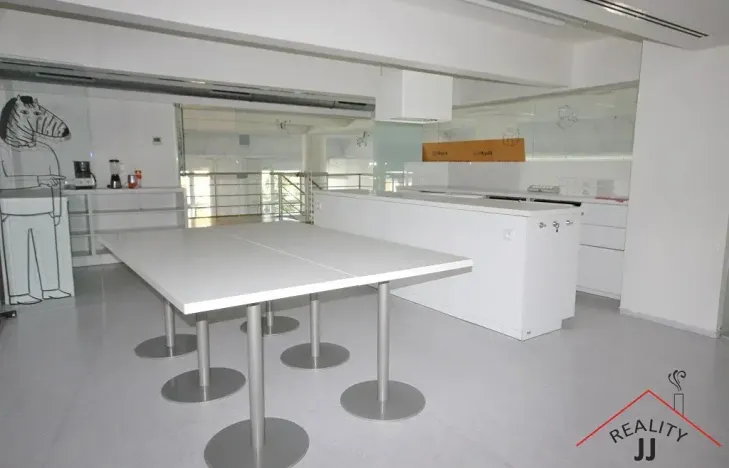 Pronájem kanceláře, Praha - Veleslavín, Na okraji, 650 m2