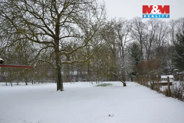 Prodej rodinného domu, Vestec, 349 m2