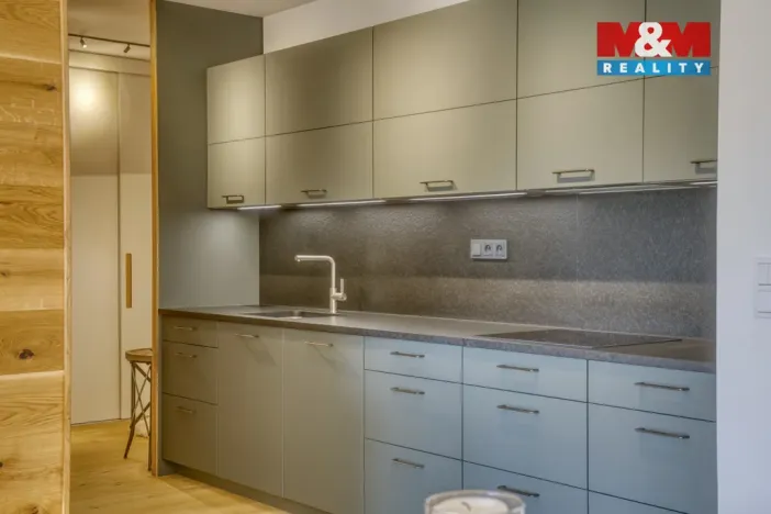 Prodej bytu 2+kk, Špindlerův Mlýn, 75 m2