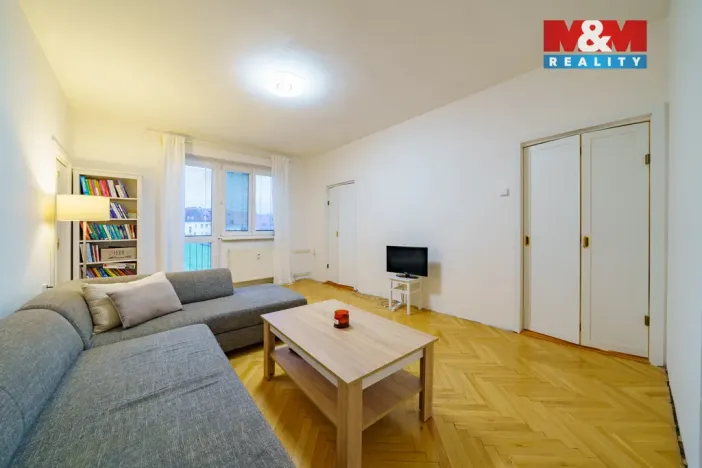 Pronájem bytu 2+1, Cheb, Kasární náměstí, 54 m2