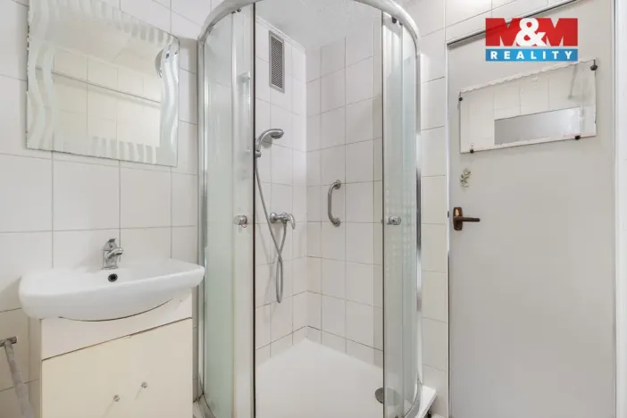 Prodej bytu 3+1, Teplice, Antonína Sochora, 71 m2