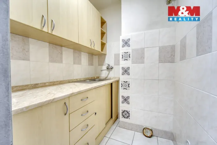 Pronájem kanceláře, Plzeň, Zikmunda Wintra, 58 m2