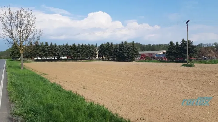 Prodej komerčního pozemku, Police, 3083 m2