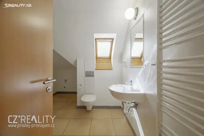 Prodej vily, Praha - Lipence, Na Bambouzku, 300 m2