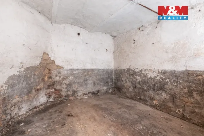 Prodej rodinného domu, Líšťany, Zlatá Ulička, 272 m2