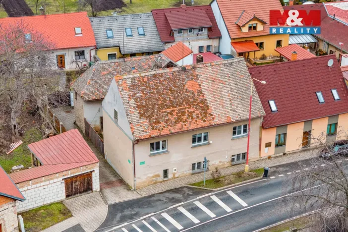 Prodej rodinného domu, Líšťany, Zlatá Ulička, 272 m2