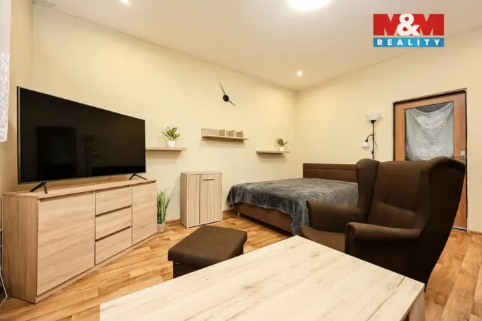 Prodej bytu 2+1, Hanušovice, Školní, 60 m2