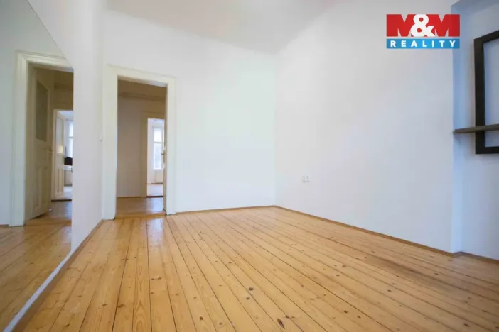 Pronájem bytu 2+kk, Praha - Vršovice, Holandská, 46 m2