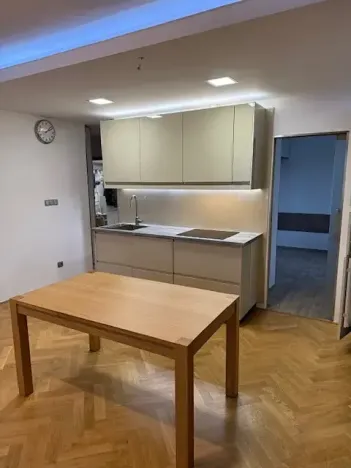 Pronájem bytu 3+kk, Praha - Žižkov, Žerotínova, 60 m2