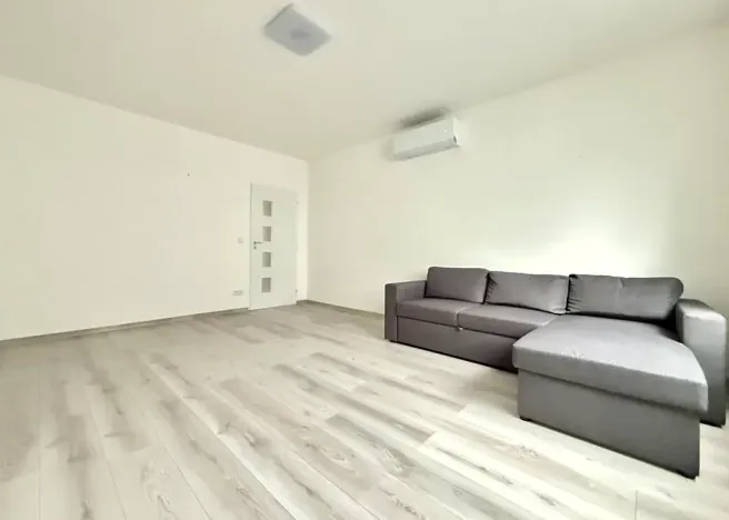 Pronájem bytu 3+1, Jevišovice, 72 m2