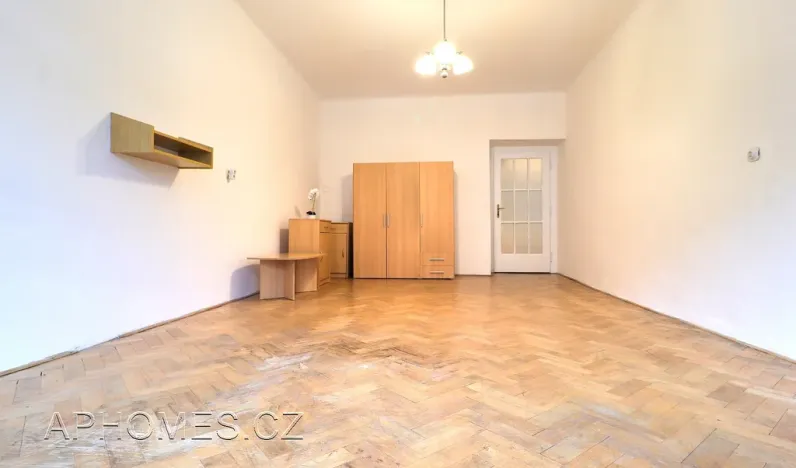 Pronájem bytu 2+kk, Praha - Karlín, Šaldova, 50 m2