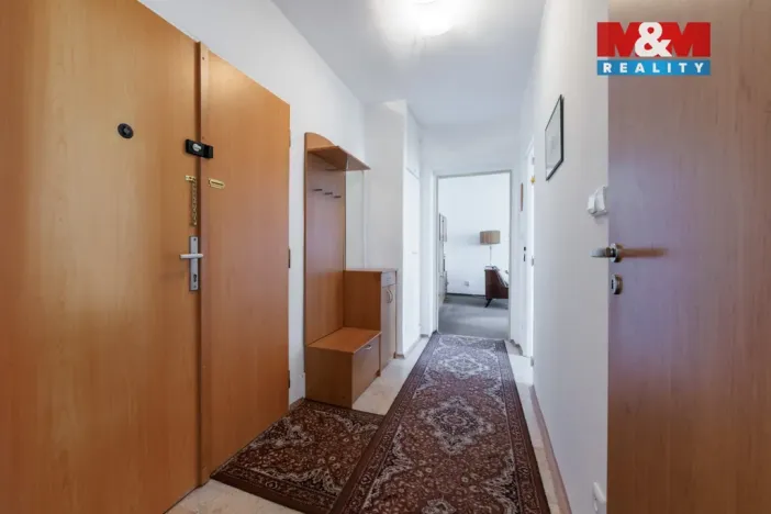 Pronájem bytu 2+1, Cheb, U Stadionu, 60 m2