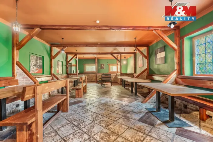 Prodej výrobních prostor, Krnsko, 700 m2