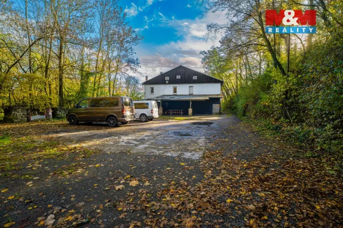 Prodej výrobních prostor, Krnsko, 700 m2