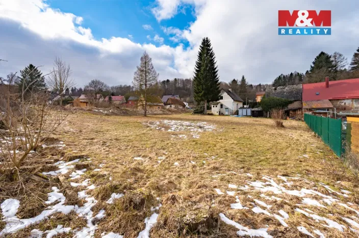 Prodej zahrady, Chodová Planá - Michalovy Hory, 1740 m2