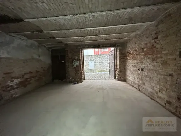 Prodej komerční nemovitosti, Broumov, Klášterní, 90 m2