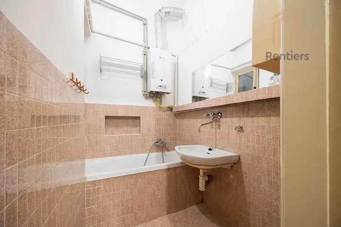 Pronájem bytu 2+1, Praha - Nusle, Jaromírova, 61 m2