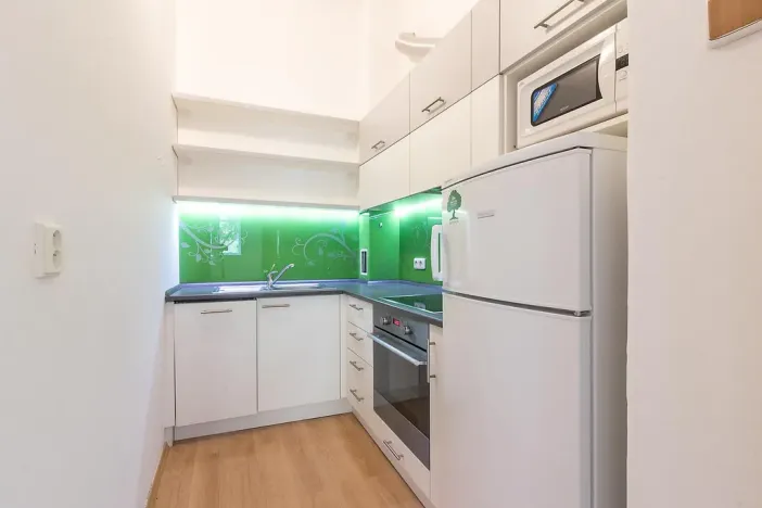 Pronájem bytu 2+kk, Praha - Dejvice, Zikova, 60 m2