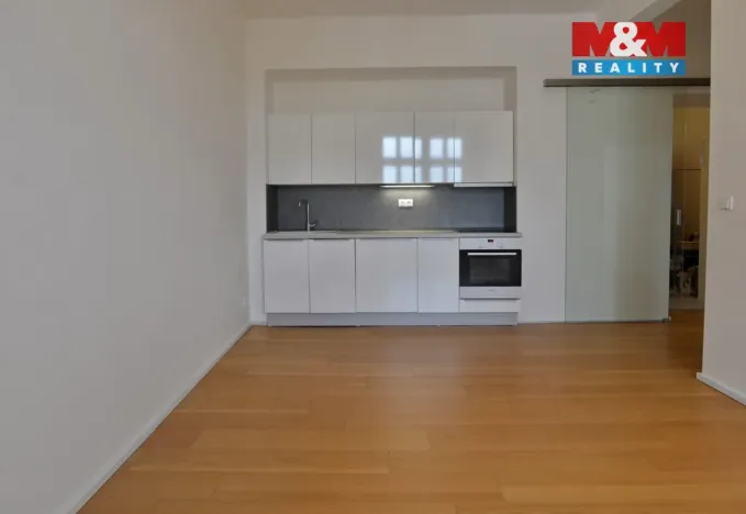 Pronájem bytu 3+kk, Hradec Králové, náměstí Jana Pavla II., 50 m2