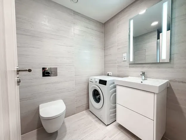 Pronájem bytu 1+kk, Praha - Hloubětín, Poděbradská, 37 m2