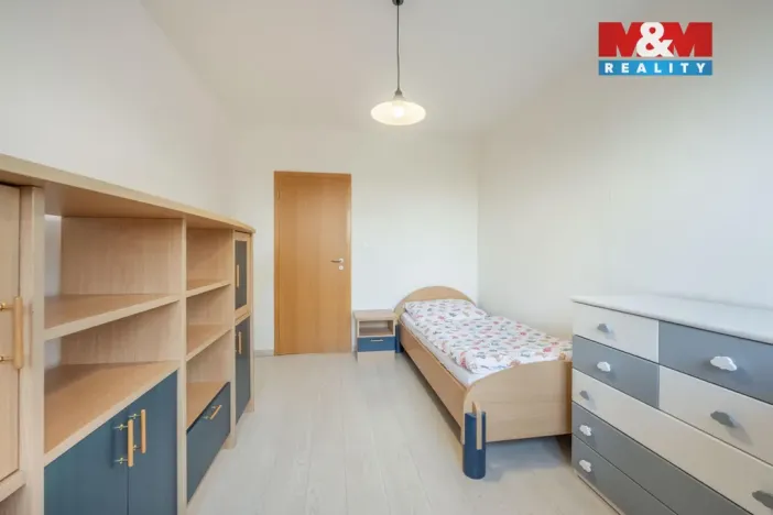 Prodej bytu 3+1, Praha - Bohnice, Dolákova, 74 m2