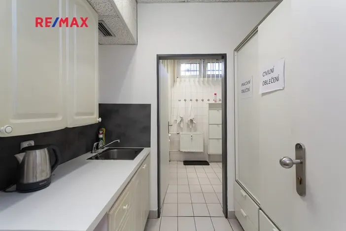 Pronájem ordinace, Praha - Nusle, Hradeckých, 62 m2