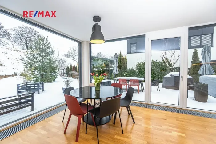 Pronájem vily, Praha - Lysolaje, 150 m2