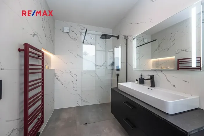 Pronájem vily, Praha - Lysolaje, 150 m2