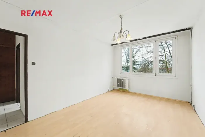 Prodej bytu 2+kk, Praha - Prosek, Zárybská, 42 m2