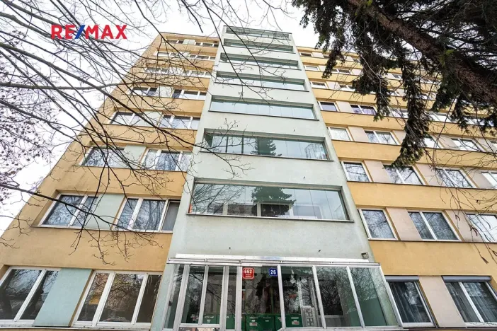 Prodej bytu 2+kk, Praha - Prosek, Zárybská, 42 m2