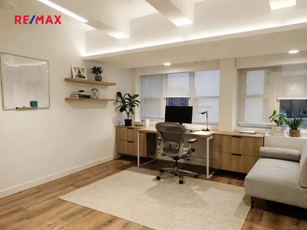 Pronájem kanceláře, Praha - Hloubětín, Nademlejnská, 40 m2