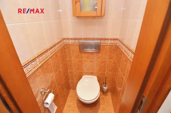 Pronájem bytu 2+kk, Praha - Hlubočepy, Pod třešněmi, 50 m2