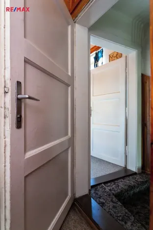 Prodej rodinného domu, Kamenné Žehrovice, Karlovarská třída, 120 m2