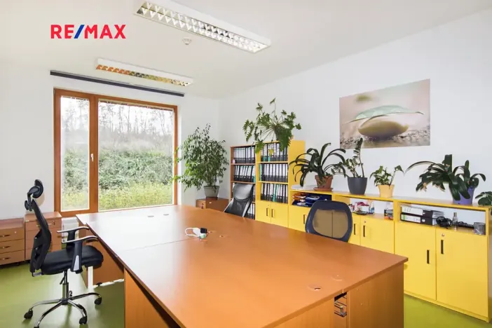 Pronájem kanceláře, Ústí nad Labem, náměstí Prokopa Velikého, 48 m2